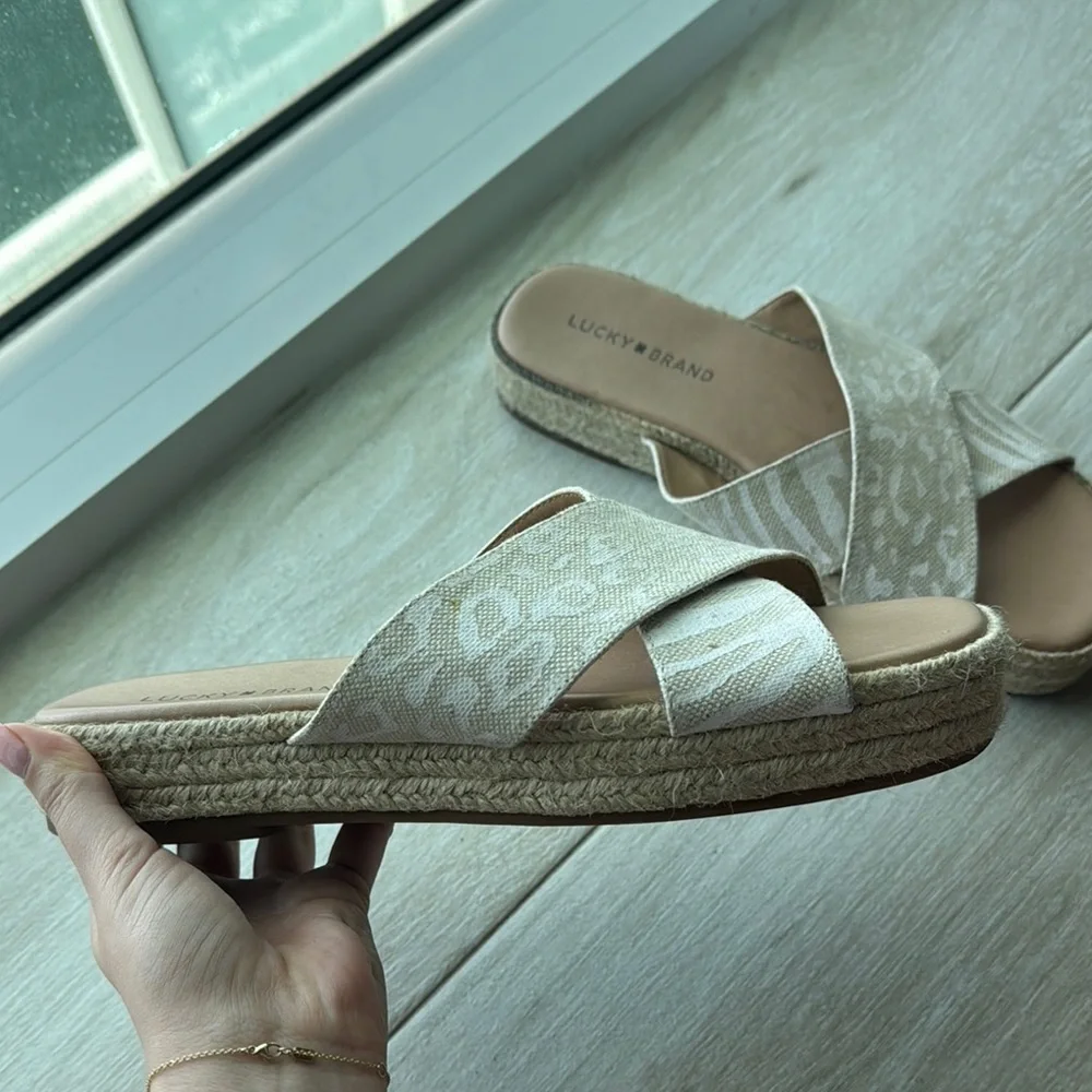Lucky Brand Women's Cream Espadrille Sandals - Picture 2 of 7